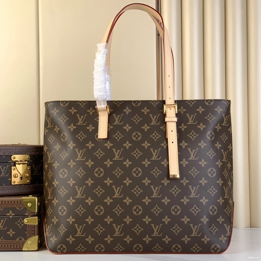 LOUIS VUITTON Mezzo 0711